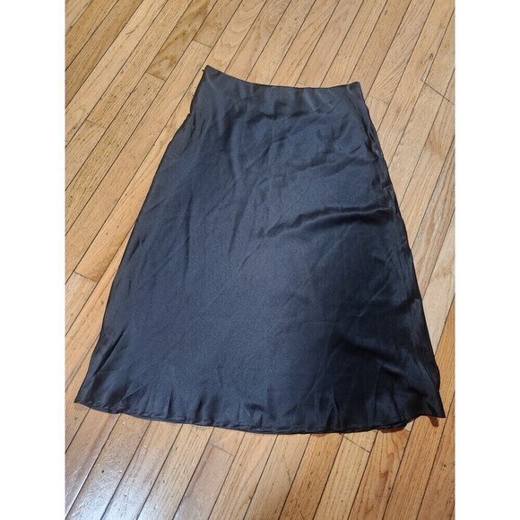Women's High Waist Black Solid A-line Skirt - Picture 5 of 7
